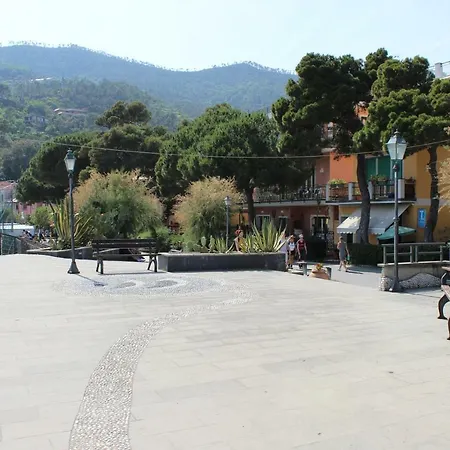 Seaview Monterosso, Cinque Terre Apartment *